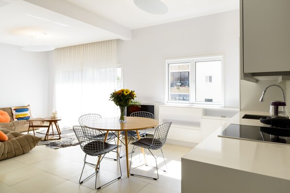 City Apartment, 2 Bedrooms | In-room dining - Relax & Sunny near Beach by FeelHome (Tel Aviv)