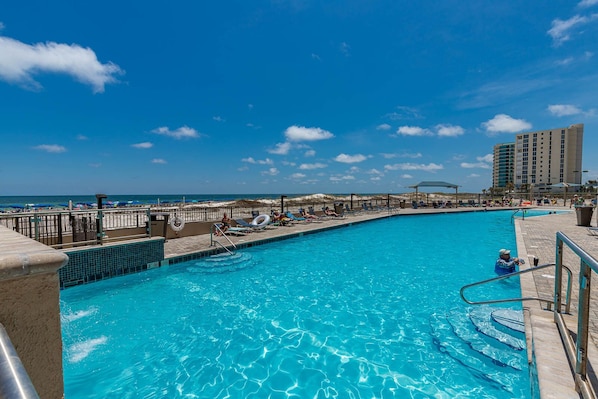 Piscine couverte