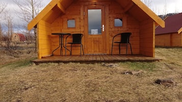 Standard-Ferienhaus, 2 Einzelbetten, Bergblick | Terrasse/Patio