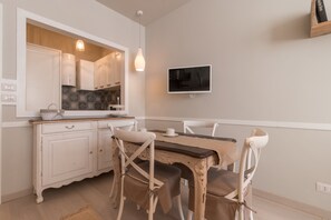 Studio | Oppholdsområde | Flatskjerm-TV