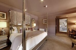 In-room safe, iron/ironing board, free WiFi, bed sheets - Dumfries Arms Hotel (Cumnock)