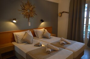 Chambre Supérieure | Chambres insonorisées, Wi-Fi gratuit, draps fournis