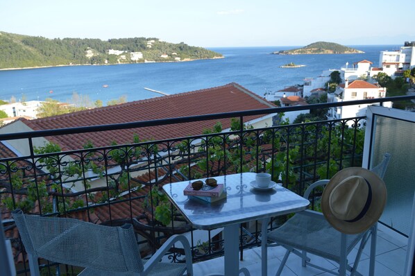 Standard Room | Balcony