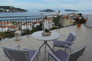 Habitación triple estándar | Terraza o patio