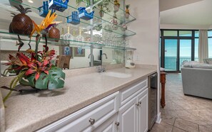 Interior - *9th Floor!* Phoenix West *3 Bedroom on the BEACH* (Orange Beach)