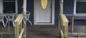 Nina's Cottage - aka Grandma's House of Silverhill