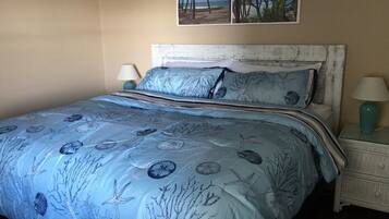 1 sovrum, strykjÀrn/strykbrÀda, gratis wi-fi och sÀngklÀder