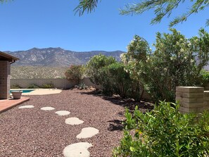 Property grounds - Tucson Hilltop Oasis  (Tucson)