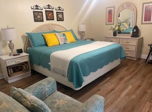 2 slaapkamers, een strijkplank/strijkijzer, gratis wifi, beddengoed