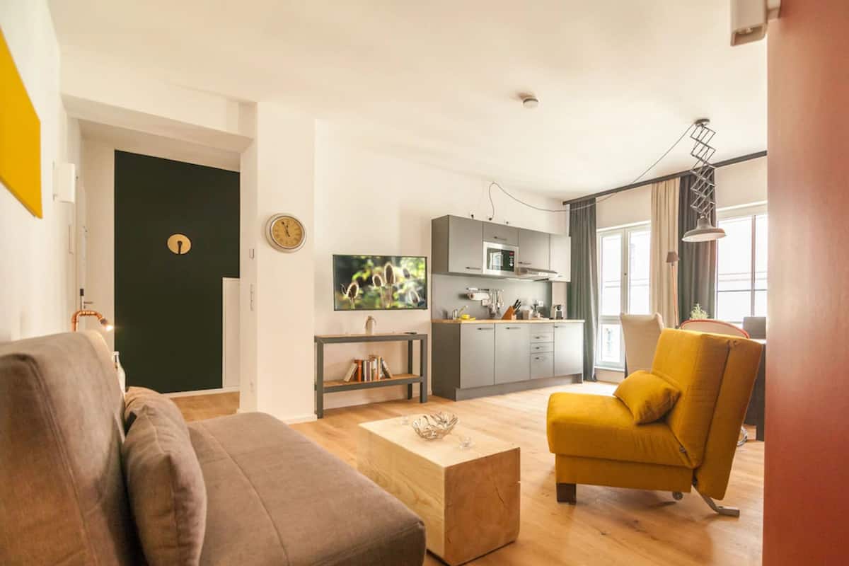 SÀngtillbehör av högsta kvalitet och minibar