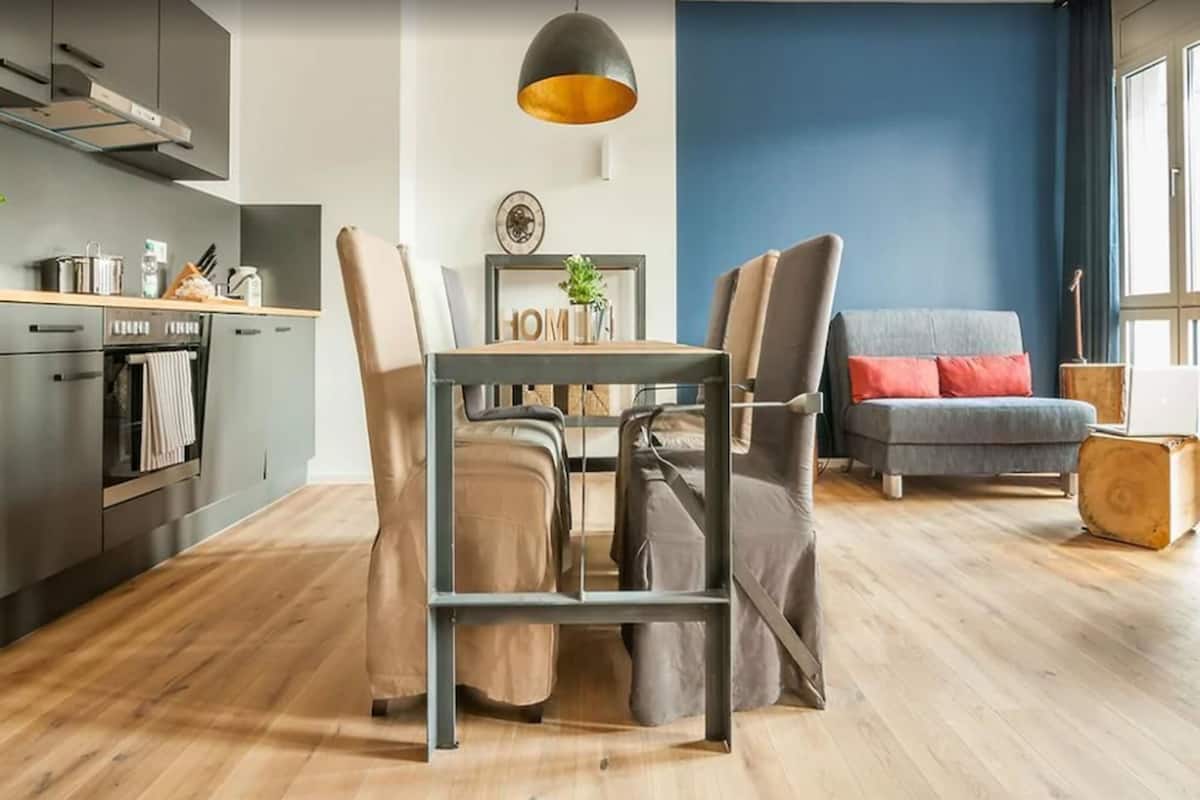 SÀngtillbehör av högsta kvalitet och minibar