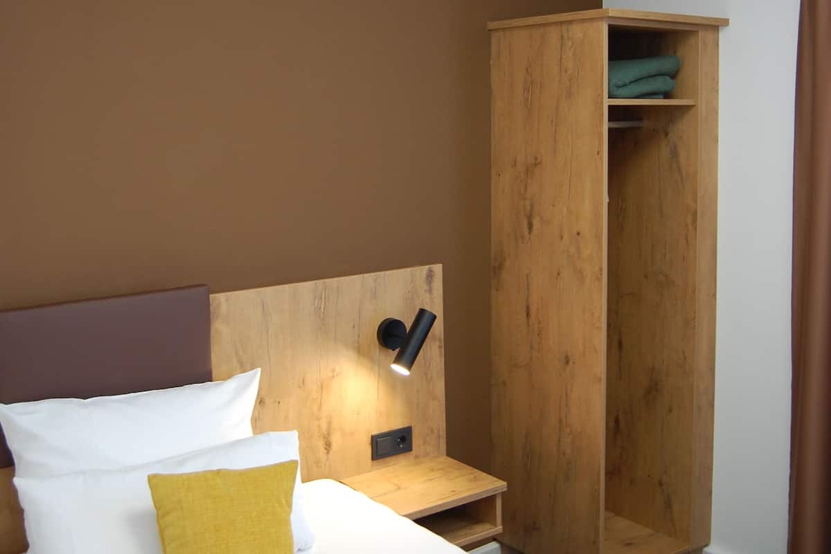 Comfort Single Room