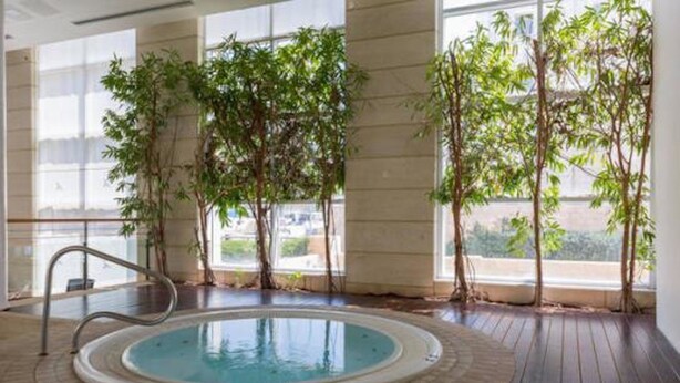 Piscine couverte