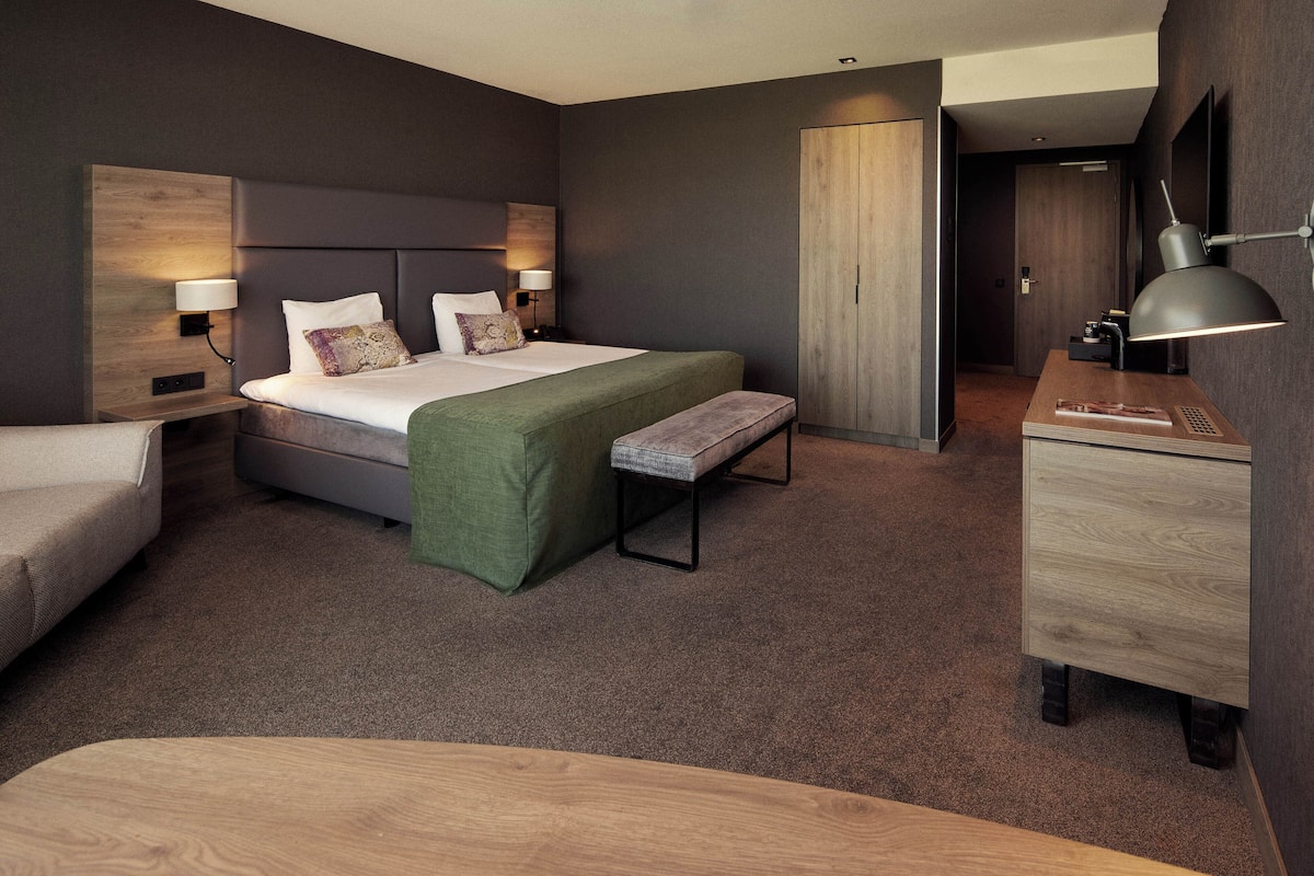 1 bedroom, minibar, in-room safe, desk