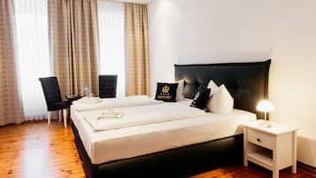 Double Room | In-room safe, desk, free cots/infant beds, rollaway beds