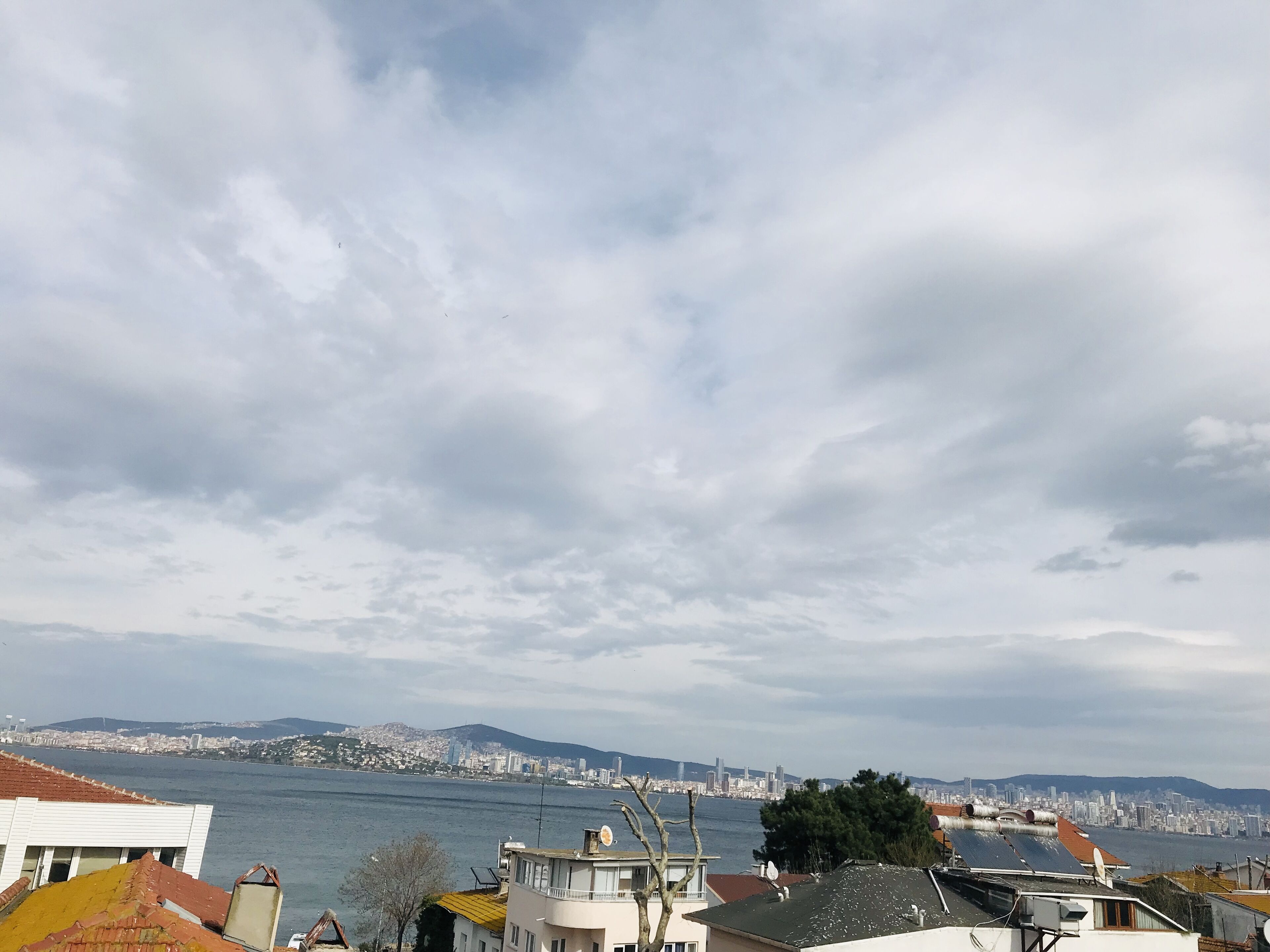 deluxe double room, sea view | bathroom | shower, free toiletries, hair dryer, slippers