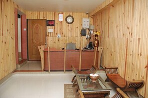 Reception - Hotel Tukson (Junnar)
