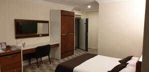 Articles gratuits dans le mini-bar, coffres-forts dans les chambres