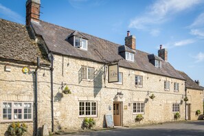 숙박 시설 정면