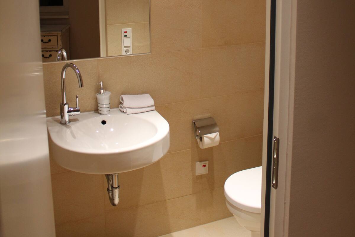 Family Apartment, 2 Bedrooms, Accessible, City View