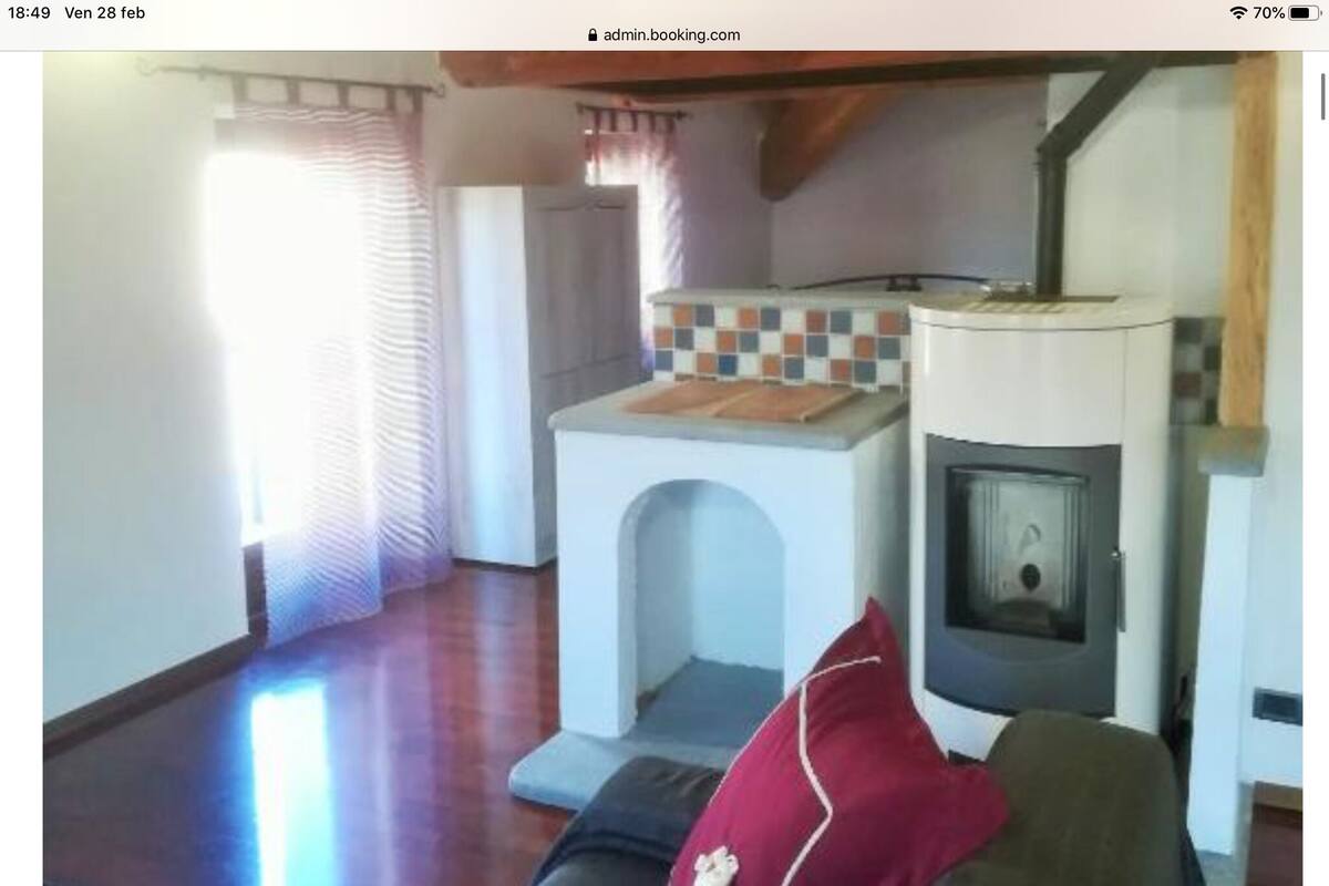 Rumah Bulan Madu | Area keluarga | TV