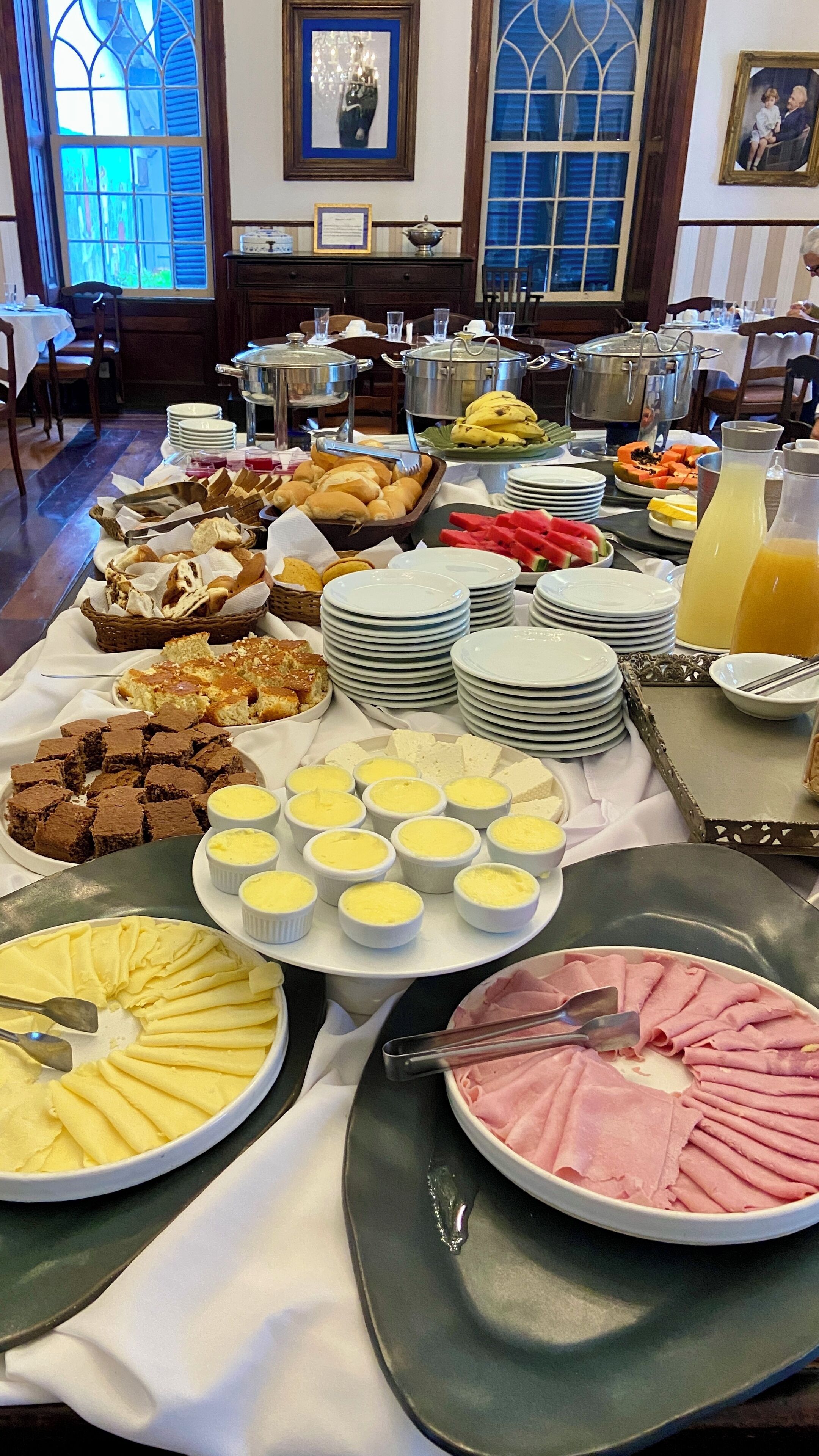 Bao gồm bữa sáng buffet hàng ngày 