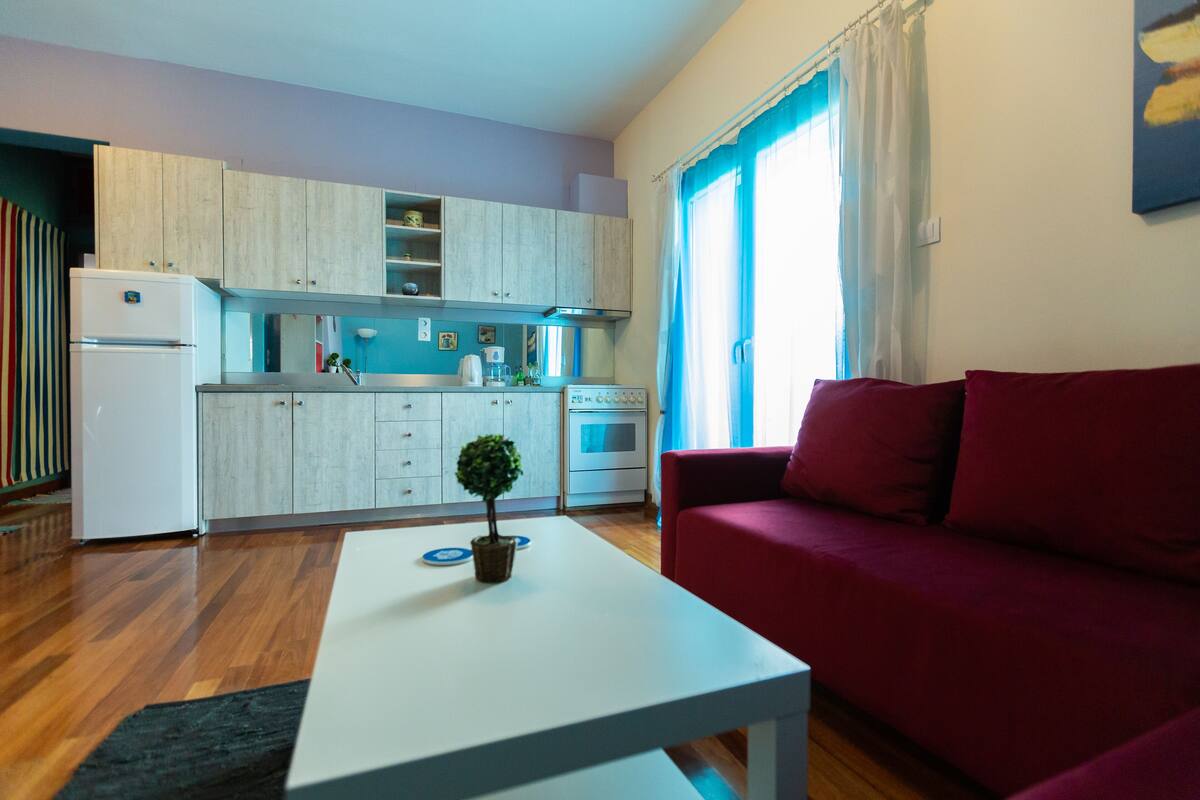 family apartment, mountain view | private kitchen | fridge, coffee/tea maker, electric kettle