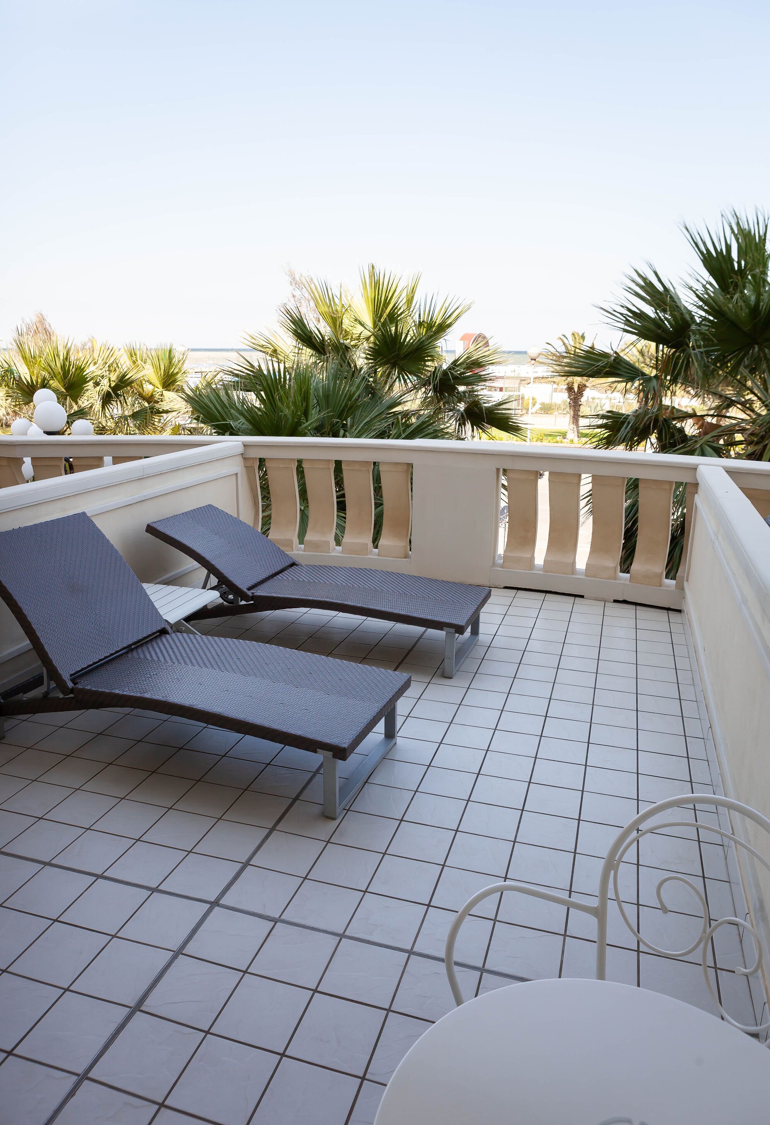 Superior Large con Balcone Vista Mare | Minibar, in-room safe, free WiFi