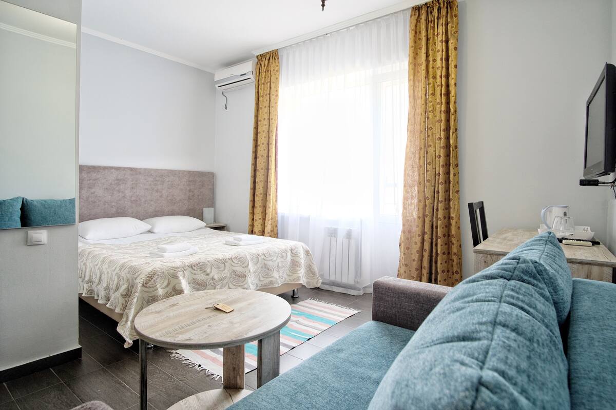 In-room safe, blackout curtains, iron/ironing board, free WiFi