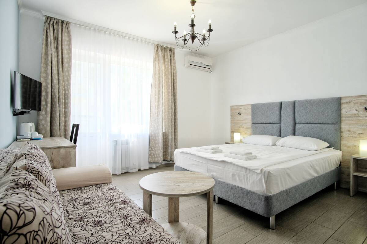 In-room safe, blackout curtains, iron/ironing board, free WiFi