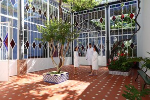 Spa reception