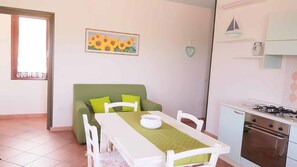 Apartment, 1 Schlafzimmer | Wohnzimmer | Flachbildfernseher