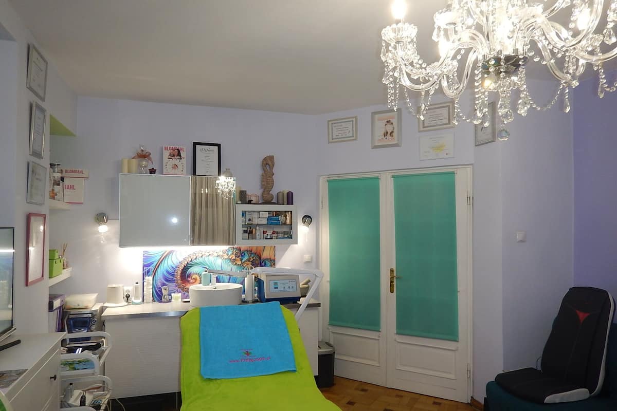 Chambre Deluxe | Fer et planche à repasser, accès au Wi-Fi (inclus), décor unique