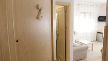 Memory-foam beds, in-room safe, desk, laptop workspace