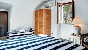 Appartement, 1 chambre | 1 chambre, fer et planche à repasser, lits bébé (en supplément)