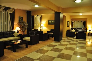 Flat-screen TV - Grand Cinar Hotel (Kutahya)