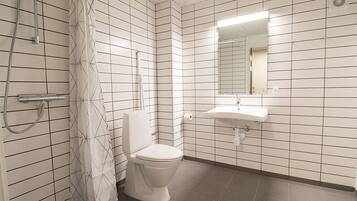 Familienzimmer | Badezimmer | Dusche, Fußbodenheizung (Badezimmer)