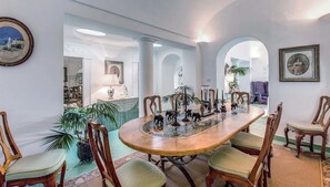 Villa - 4 sovrum | Matservice på rummet