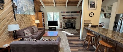 Condo, 2 Bedrooms | Living area | TV