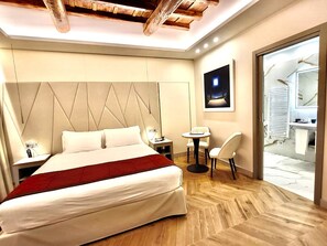 1 chambre, literie de qualité supérieure, couette en duvet d'oie