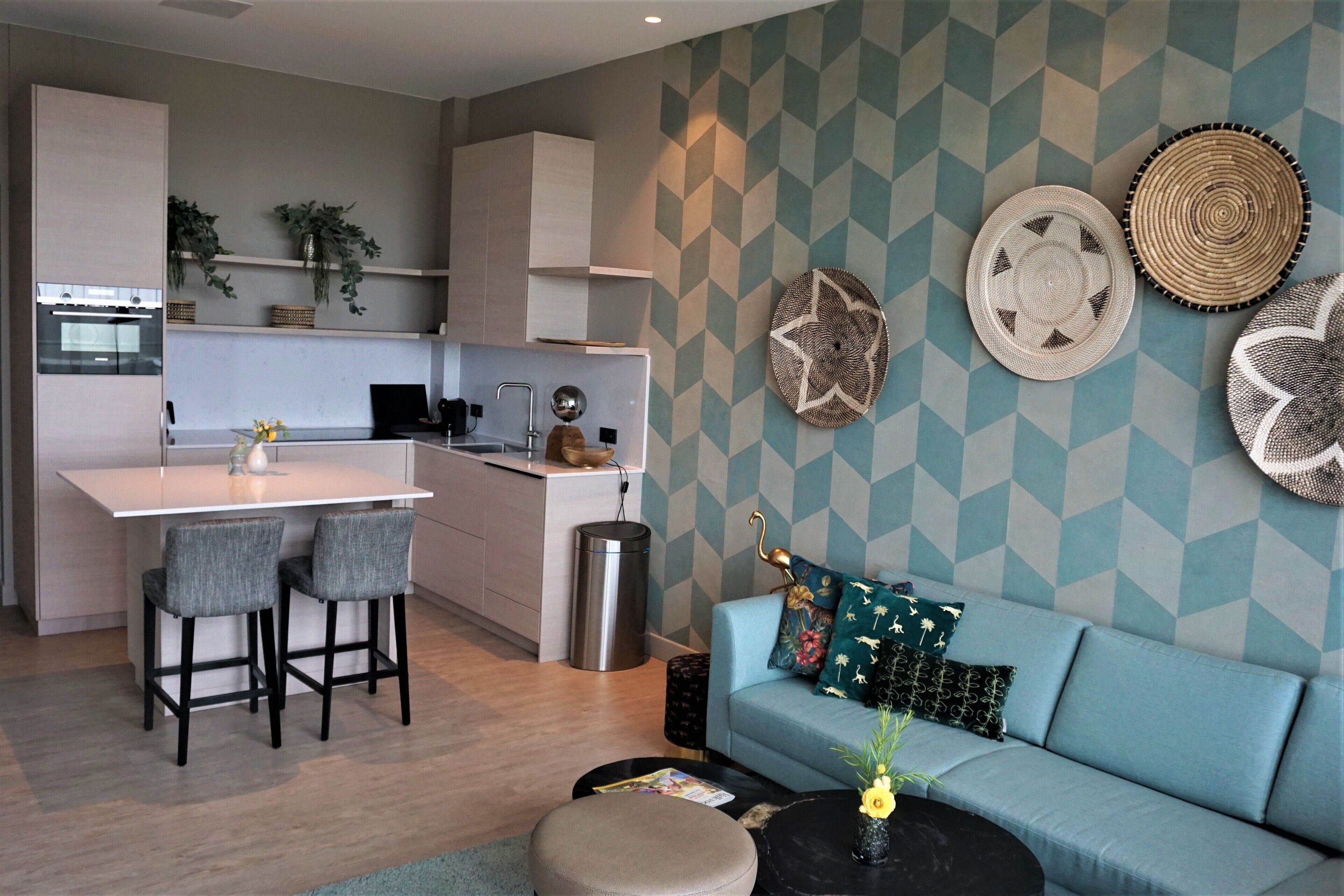 luxury penthouse | in-room dining