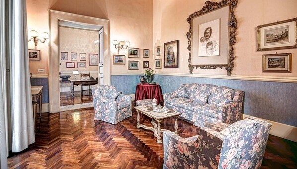 Apartment, 3 Bedrooms | Living room - Lady Mary's Tribunali Luxury Suite (Naples)