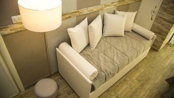 Standard Triple Room | Free minibar, desk, free WiFi, bed sheets