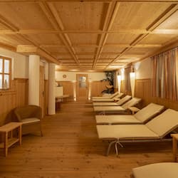 Turkish bath/hammam, body treatments, deep-tissue massages