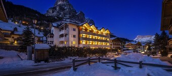 格蘭法尼斯飯店