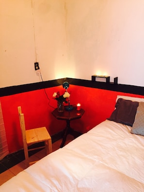 Premium bedding, free WiFi