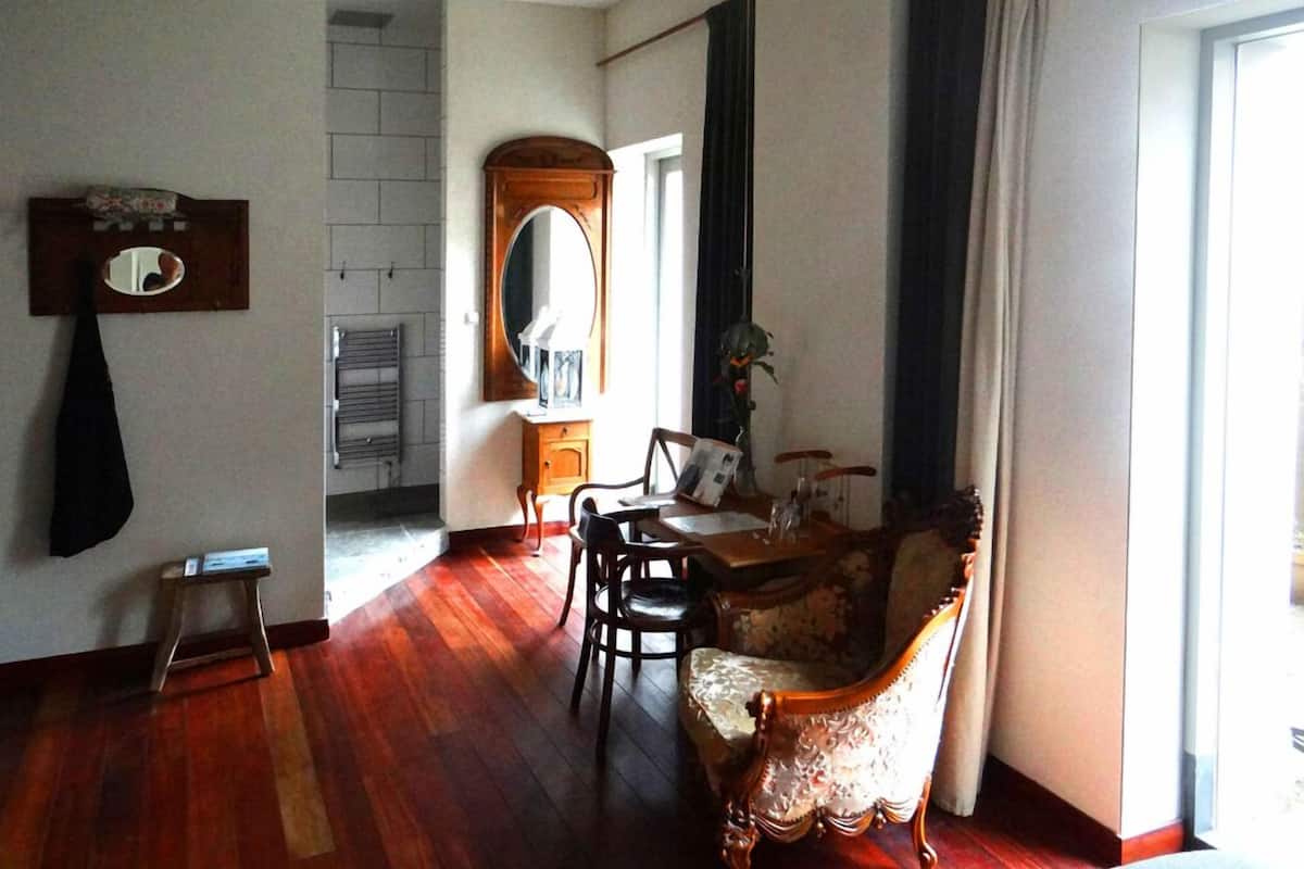 Double Room (2) | Desk, iron/ironing board, free cribs/infant beds, free WiFi