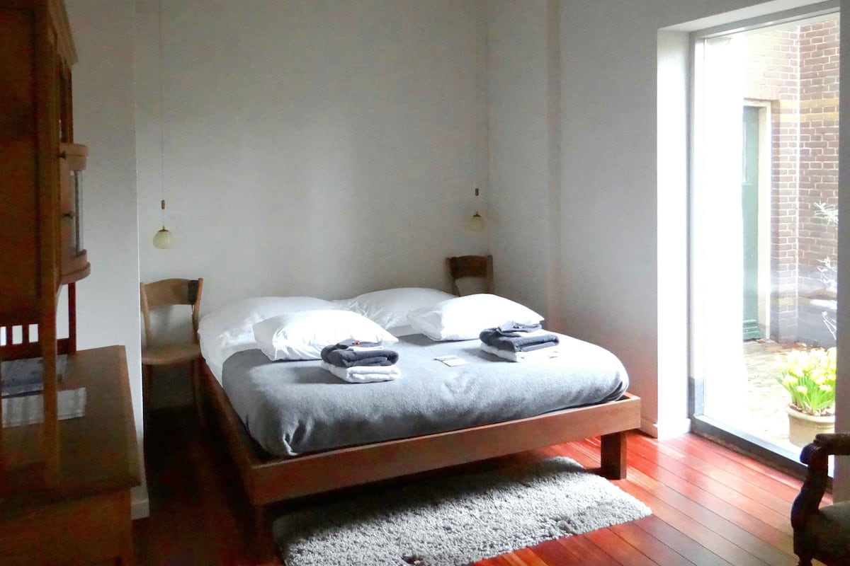 Desk, iron/ironing board, free cribs/infant beds, free WiFi