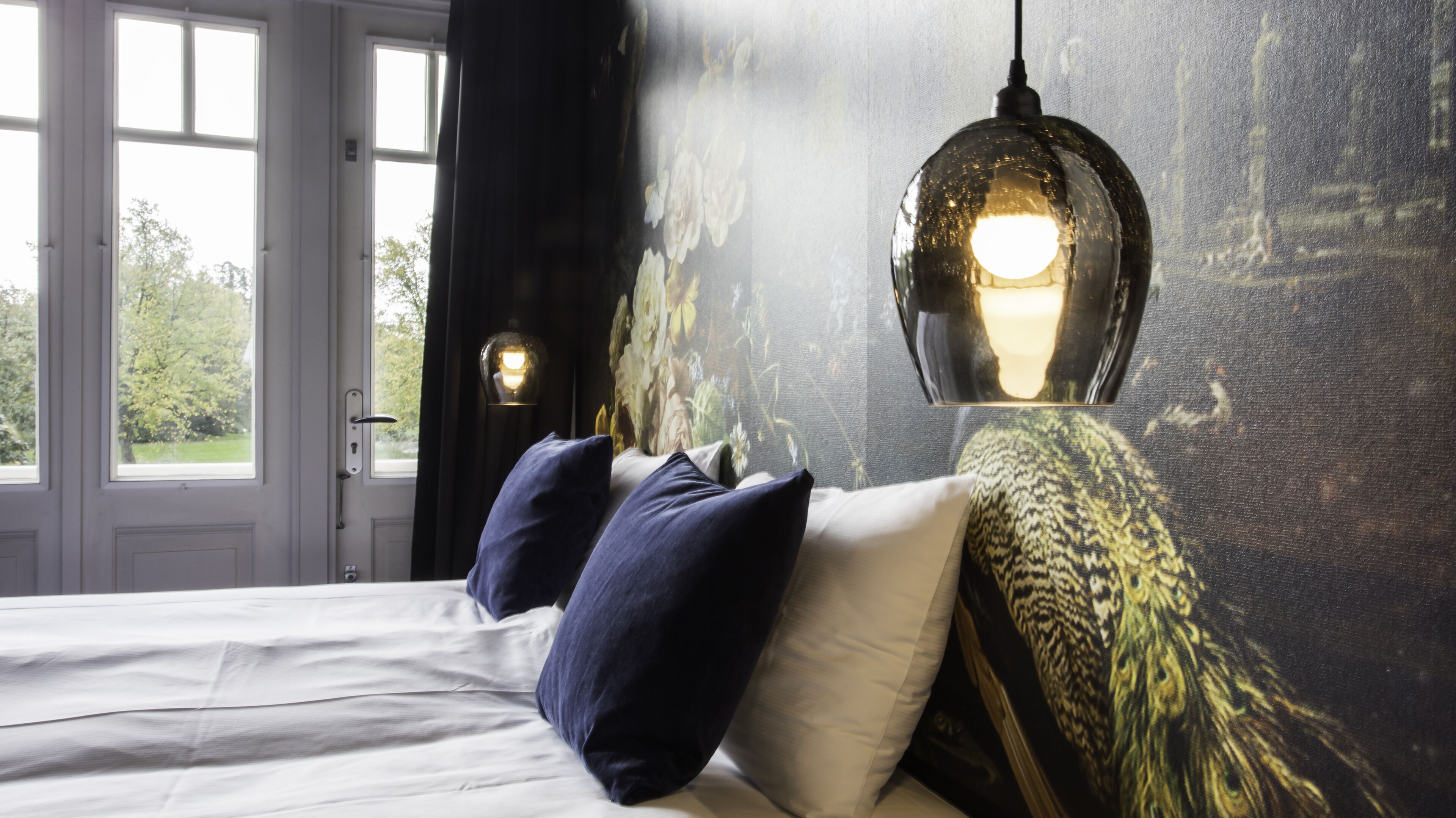 Ropa de cama de alta calidad y minibar 