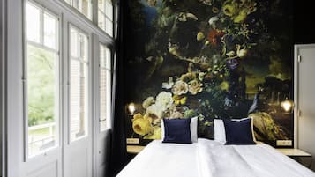 Ropa de cama de alta calidad y minibar